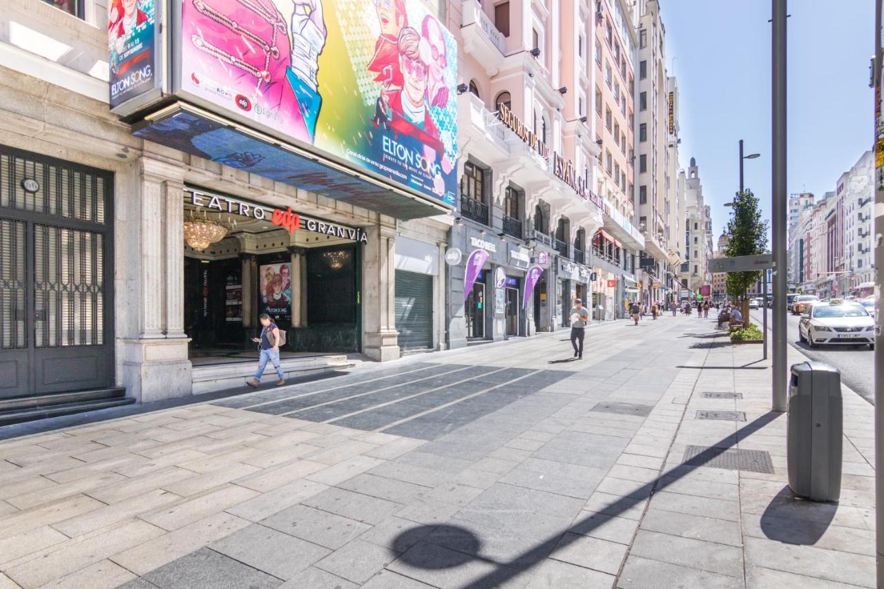 Hostal Santillan Madrid Luaran gambar